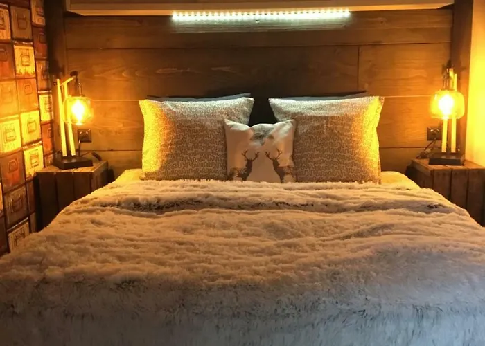 Les Du Goulet Hotel